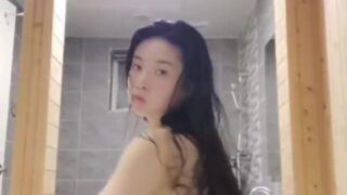 Norajoy onlyfans leak – Erotic in bathtub