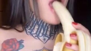 Yoursuccub OnlyFans Banana Sucking Video