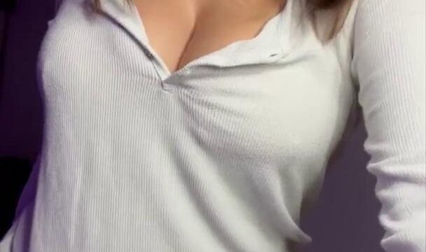 Sophieraiin Sexy Nerd Outfit Strip Tease OF Video Leaked